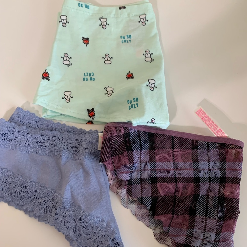 3 Victoria Secret Intimates